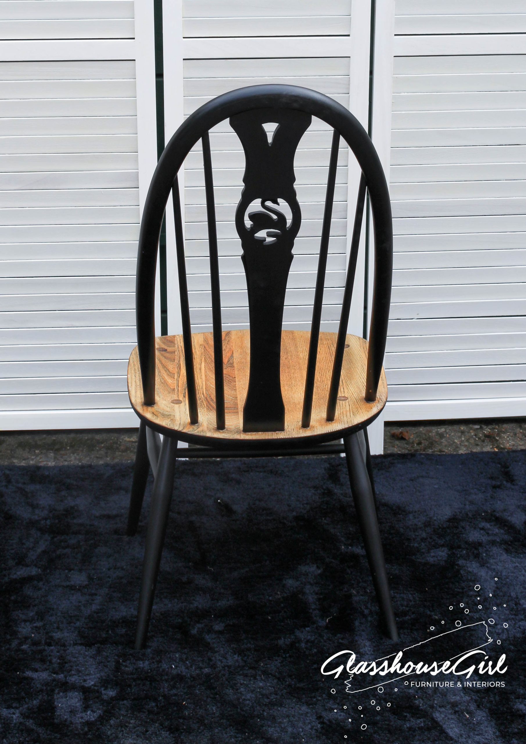 Ercol Swan Back Dining Chair in Very Good Condition